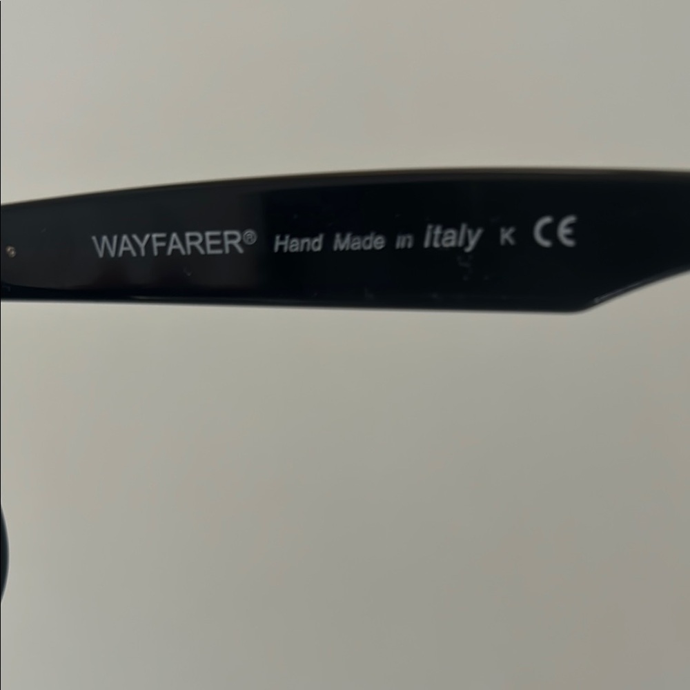 Ray-Ban Black Wayfarer Sunglasses - Picture 3 of 6
